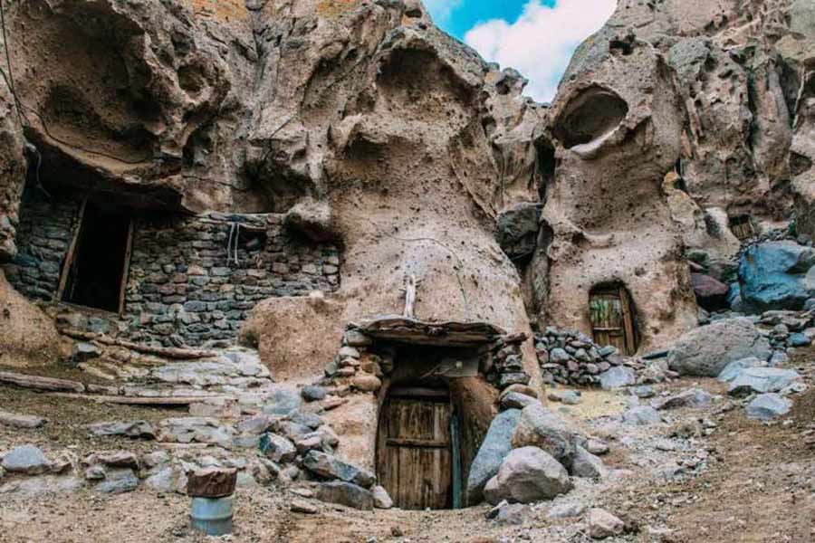 Tour to Kandovan Village ,Iran.Inbound Persia Travel Agency.