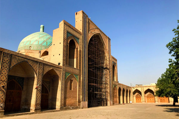 Jameh mosque of Qazvin , Iran. Inbound Persia Travel Agency.