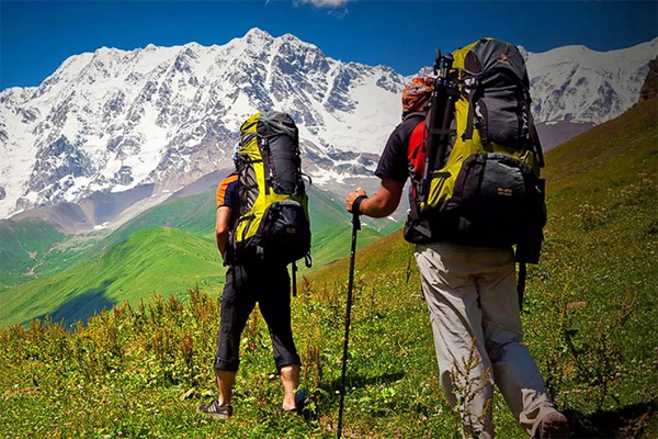 Iran hiking and trekking tour. Damavand Mountain. Inbound Persia Travel Agency