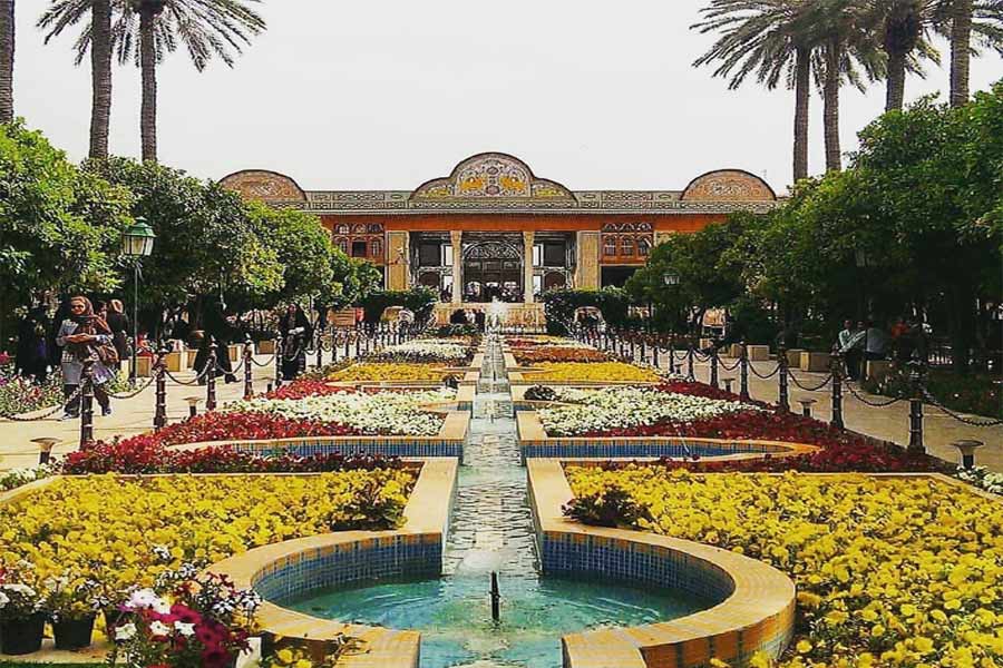 Tour to Naranjestan Garden , Shiraz , Iran.